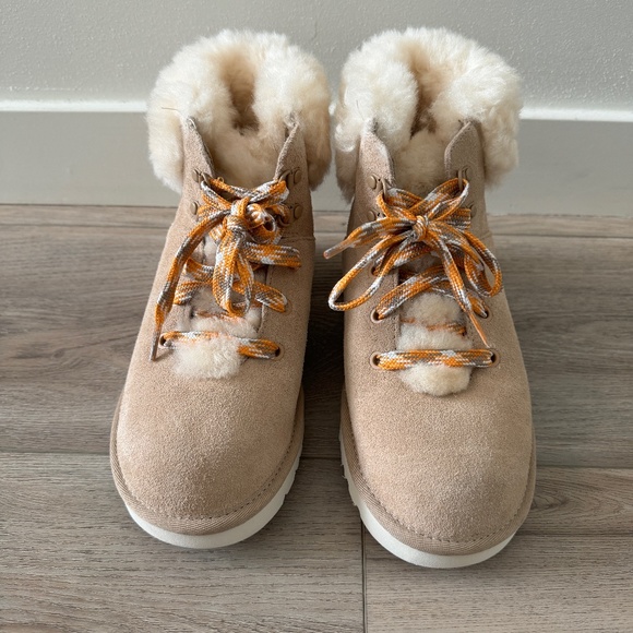 UGG Classic Mini Suede & Shearling Hiker Boots size 7 NWT - Picture 2 of 5